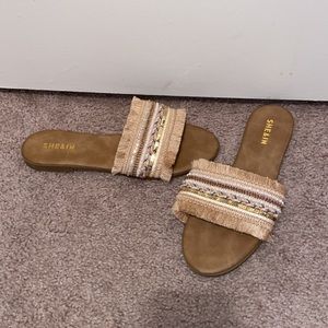 Sheik sandals